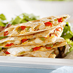 Quesadilla filled with chicken and vegetables