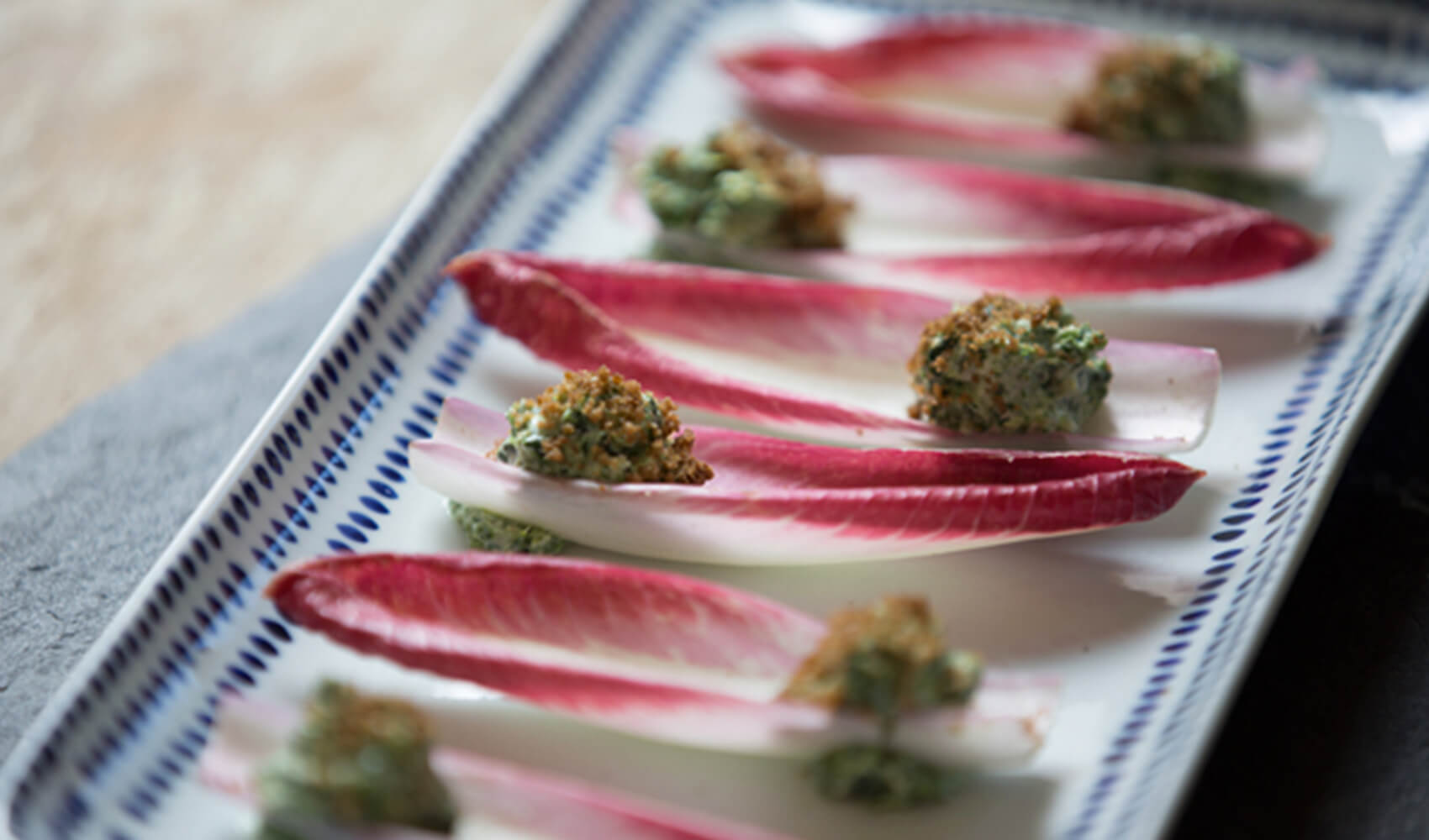 Healthy Spinach Dip Endive Appetizers