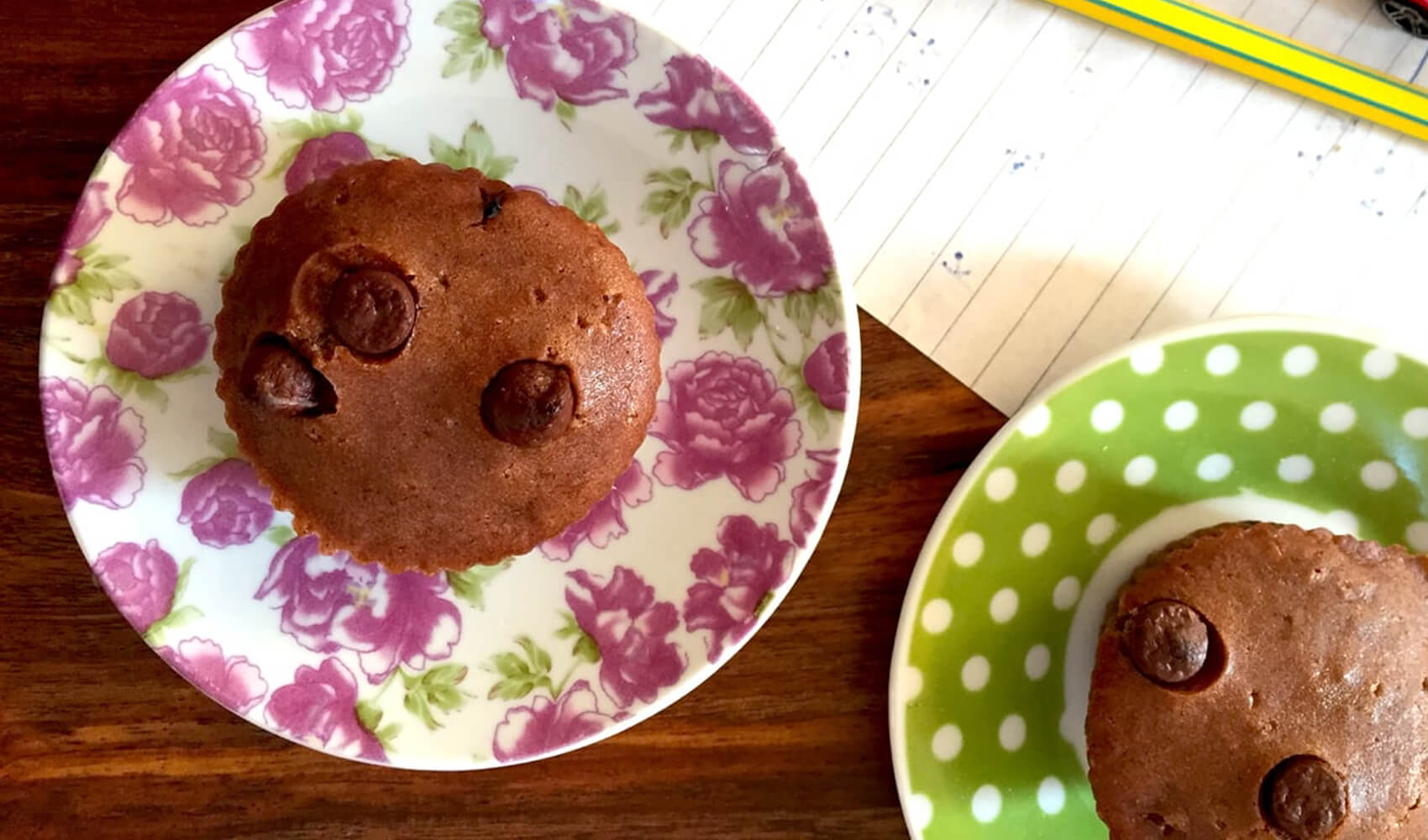 Eggless Chocolate Chip Muffins